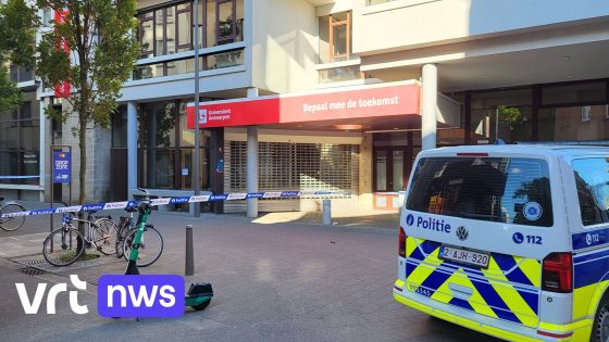 Man valt vrouw lastig en wordt neergestoken door haar vriendin in Antwerpen, dader nog voortvluchtig