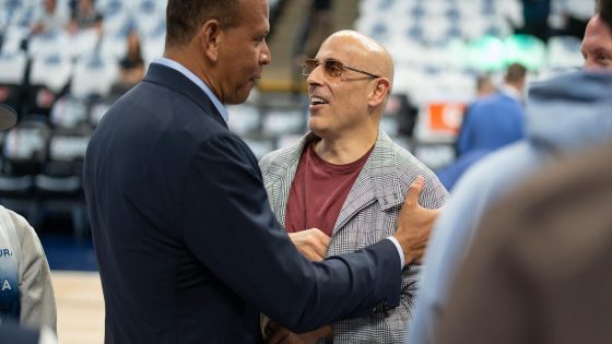 Marc Lore, Alex Rodriguez take over Timberwolves, Lynx vowing not to move