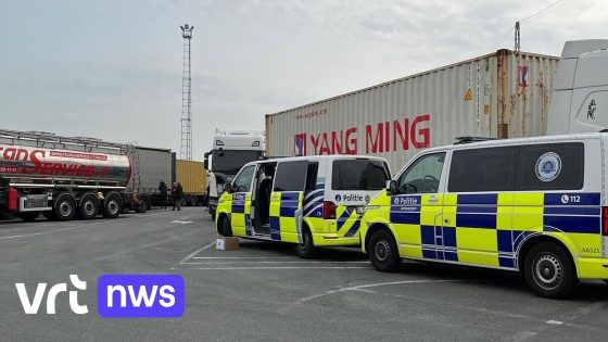 Grote controle op rustparking in Antwerpse Haven: meer dan helft van chauffeurs betrapt op overtreding 
