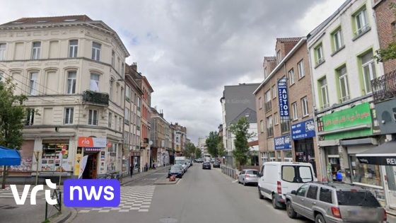Grote controleactie in handelszaken in Anderlecht: 11 mensen opgepakt, geld en illegale sigaretten in beslag genomen