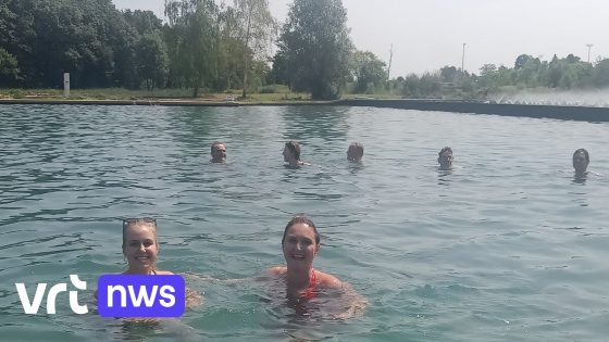 Burgemeester Rutten duikt als eerste in nieuwe zwemvijver Aarschot: "Het water is zalig!"