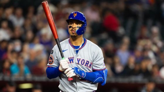 Mets place Mark Vientos on 10-day IL, option Max Kranick in flurry of roster moves - SNY