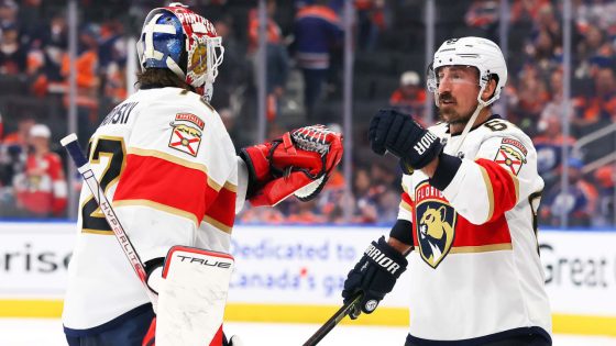 Panthers win again on road, return to Florida 1 win away from repeating as Stanley Cup champions