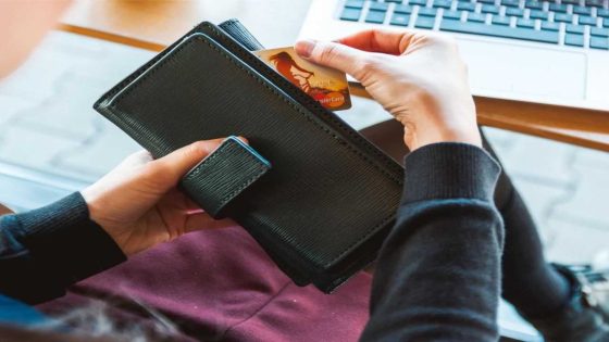"Toen werd haar duidelijk dat ze was opgelicht": Criminelen plunderen bankrekening