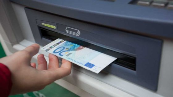 "Ze hebben 41.000 euro van mijn rekeningen gehaald" - Oplichters slaan hard toe