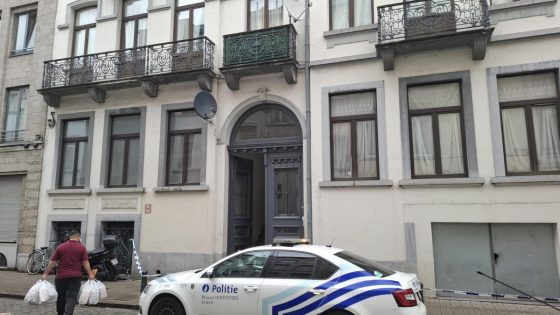 Vrouw overleden na val van eerste verdieping