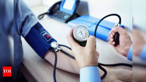 Blood Pressure : 4 foods that can lower blood pressure naturally, according to a top cardiologist |