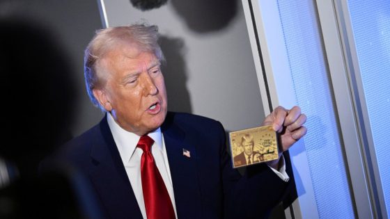 Trump launches website for $5m ‘gold card’ granting US residency | Donald Trump News