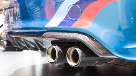 Bijeenkomst van getunede wagens blokkeert tijdlang autosnelweg in Péruwelz