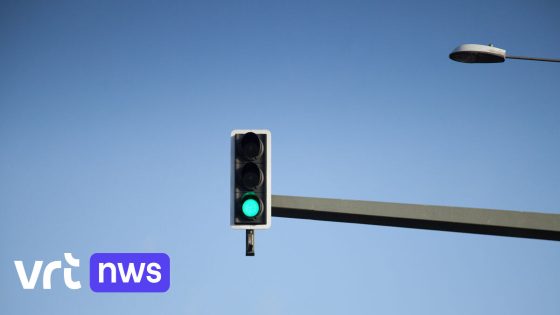 Al 200.000 bestuurders kunnen verkeerslichten sneller op groen zetten met app, maar Waze en Google Maps doen nog altijd niet mee