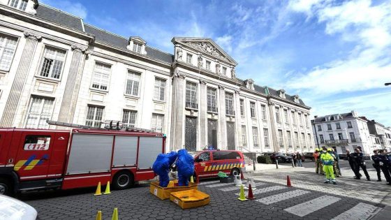 80-jarige Vlaming opgepakt die poederbrieven stuurde naar ministers en Staatsveiligheid - Nieuwsblad