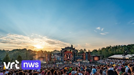 Antwerpse politie voor het eerst in jaren niet op Tomorrowland met drugsteam: "Ze vragen daar nu geld voor, daarom kiezen we agenten uit Brussel"