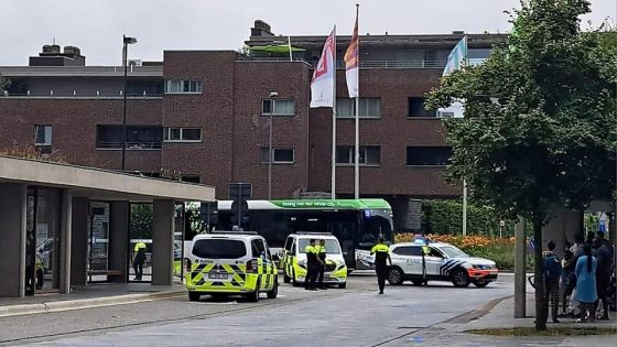 Asielzoekers die betrokken waren bij steekincident Lommel worden uitgesloten uit opvang - HBVL