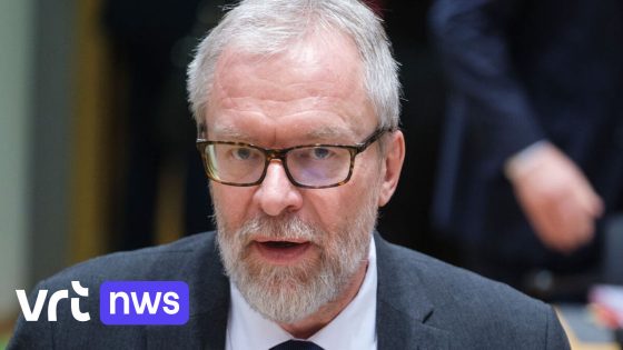 Ambassadeur van Oostenrijk bij EU neemt ontslag na geruchten dat hij achter vrouwonvriendelijke seksblog zit