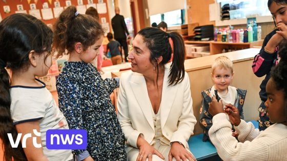 Van extra taaluren tot aparte taalklassen: zo wil Vlaamse regering kennis van Nederlands op school bijspijkeren