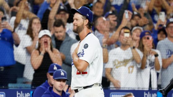 Clayton Kershaw reaches 3,000 career strikeouts against White Sox