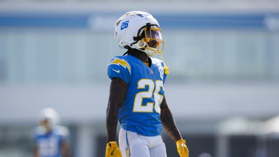 Dolphins have interest in Asante Samuel Jr., but his dad says they have "no leadership"