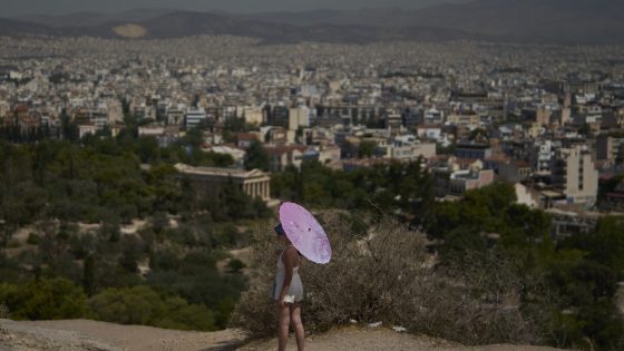 Greece imposes work breaks as a heat wave grips the country