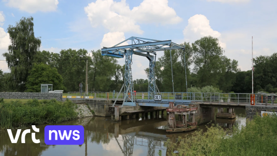 Geen scheepvaart door hitte op Kanaal Dessel-Turnhout-Schoten: "Ophaalbruggen werkten gisteren niet"
