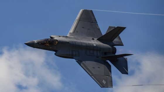 Pilot safe after military jet crash in California