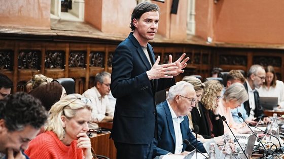 LIVE. Schepen van Financiën meldt akkoord over besparingen in Gent, burgemeester naar ziekenhuis afgevoerd en vervangen