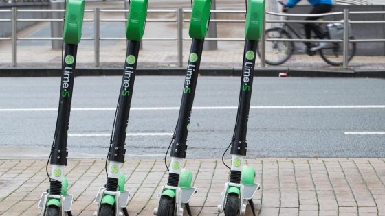 Deelfietsen en -steps van Lime moeten verdwijnen uit Brussel, oordeelt Raad van State