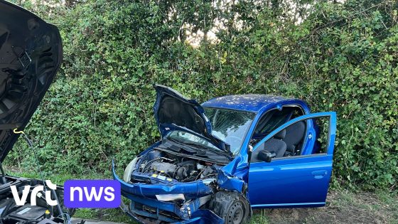 Man onder invloed veroorzaakt frontale botsing in Torhout, vrouw van 80 levensgevaarlijk gewond