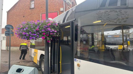 Bus rijdt zich vast in smalle centrumstraat Herentals