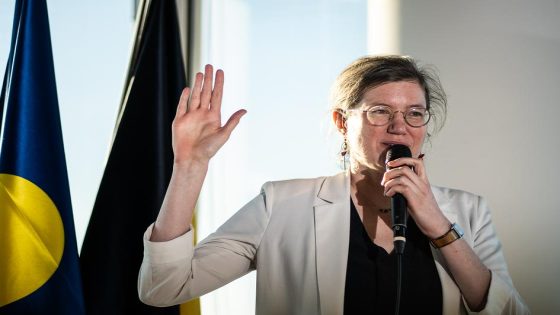 Molenbeeks burgemeester Moureaux verlengt afwezigheid opnieuw