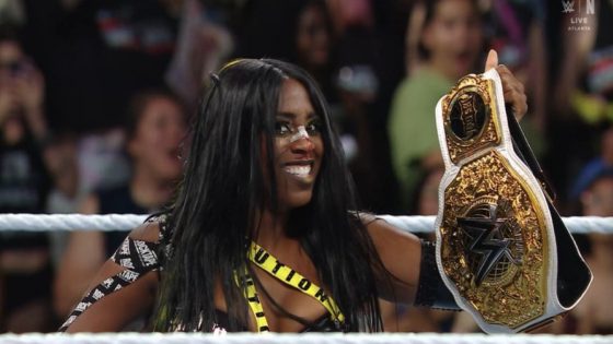 Naomi cashes in Money in the Bank contract to win women’s world title at Evolution 2