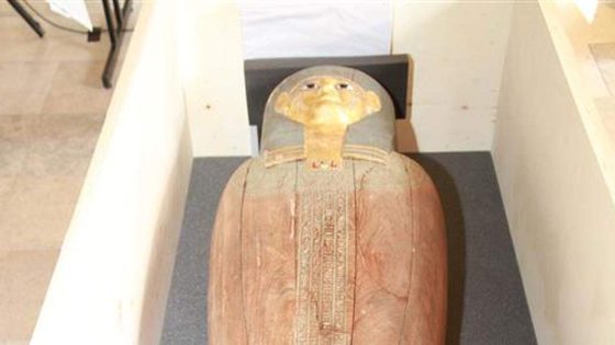 Meer dan 2.000 jaar oude sarcofaag teruggegeven aan Egypte