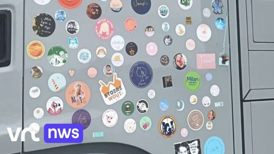 Overleden kinderen reizen mee met Tour de France, dankzij stickers op tourcaravan van 'Vive le vélo'