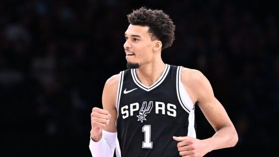 Spurs' Victor Wembanyama cleared to return from blood clot