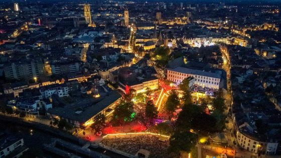 Wat zien jullie er mooi uit vanuit de lucht: politie deelt prachtige dronebeelden van de Gentse Feesten