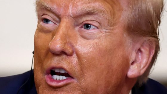 Donald Trump threatens to impose 35% tariff on Canadian goods - Financial Times