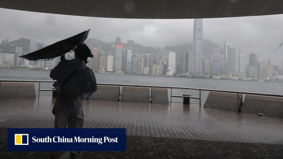 Typhoon Wipha: how did 4 Hong Kong Airlines planes manage to land amid T10?
