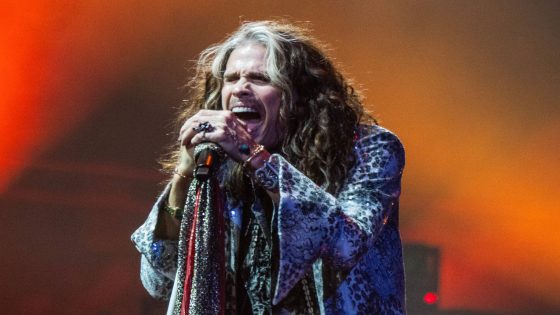 Watch members of The Rolling Stones, Aerosmith, Red Hot Chili Peppers, Rage Against The Machine and Blink-182 play together at final Black Sabbath gig