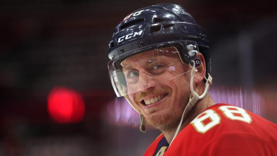 NHL Free Agent Tracker | NHL.com
