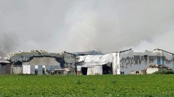Inwoners Westrozebeke mogen terug naar huis, brand grotendeels geblust