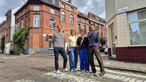 Hun straat ligt er zo slecht bij, dat buren Parijs-Roubaix naar Gent willen halen: “Onze kassei voor de winnaar hebben we al”