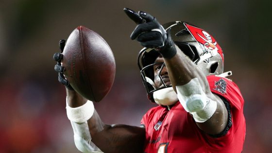 Report: Bucs to activate Chris Godwin, with goal of playing in October