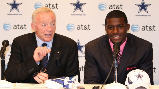Dez Bryant, Roc Nation take issue with Jerry Jones