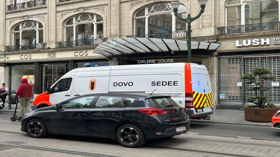 Voetzoeker zet Louizagalerij op stelten: geen gewonden