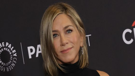 Jennifer Aniston Shares Rare Comments About ‘Love Triangle’ Years with Brad Pitt & Angelina Jolie, Reveals Her Closest Celeb Friends, & a Statement About Matthew Perry | Angelina Jolie, Brad Pitt, Jennifer Aniston | Just Jared: Celebrity News and Gossip
