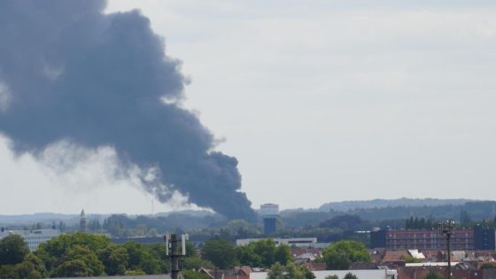 Hevige brand bij verpakkingsbedrijf in Merelbeke-Melle