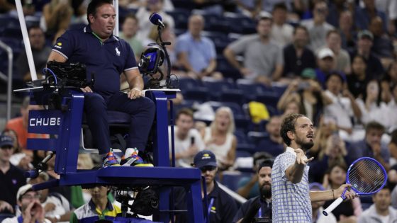 Medvedev match delayed by boos after photographer enters the court