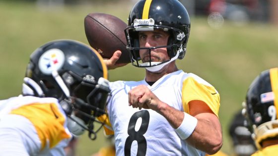 Steelers' passing game with Aaron Rodgers is apparently sputtering