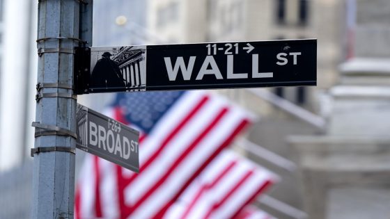 Stock market today: Dow, S&P 500, Nasdaq futures in holding pattern rush of retail earnings rush in view - Yahoo Finance