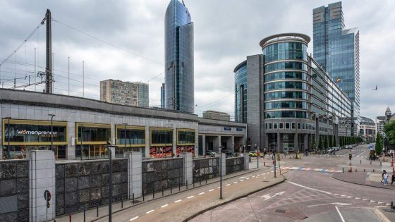 Verdacht pakket in station Brussel-Noord vernietigd: treinverkeer komt opnieuw op gang