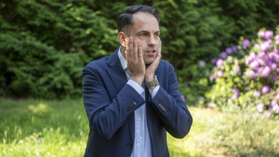 Tom Van Grieken verhoord over gemanipuleerde moskeefoto